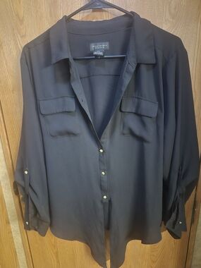 Investments PetitesBlack Women's Casual Button-Down Blouse.   Box 48
